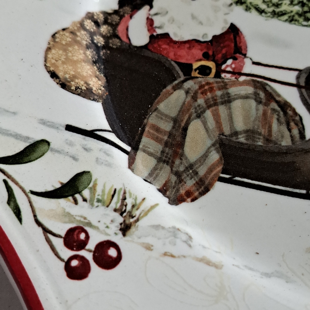 Better Homes and Gardens Santa In A Sleigh Salad/Dessert/Appetizer Plate - Picture 7 of 9